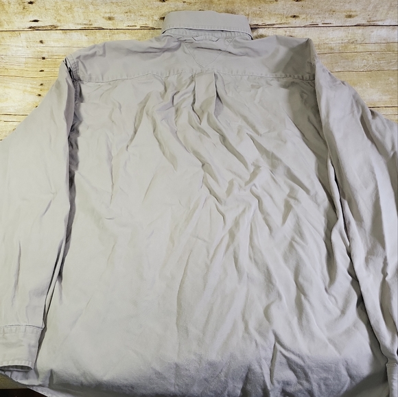 Tommy Hilfiger button down long sleeve shirt - Picture 4 of 4